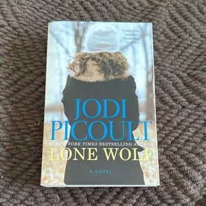 Jodi Picoult 'Lone Wolf' Novel